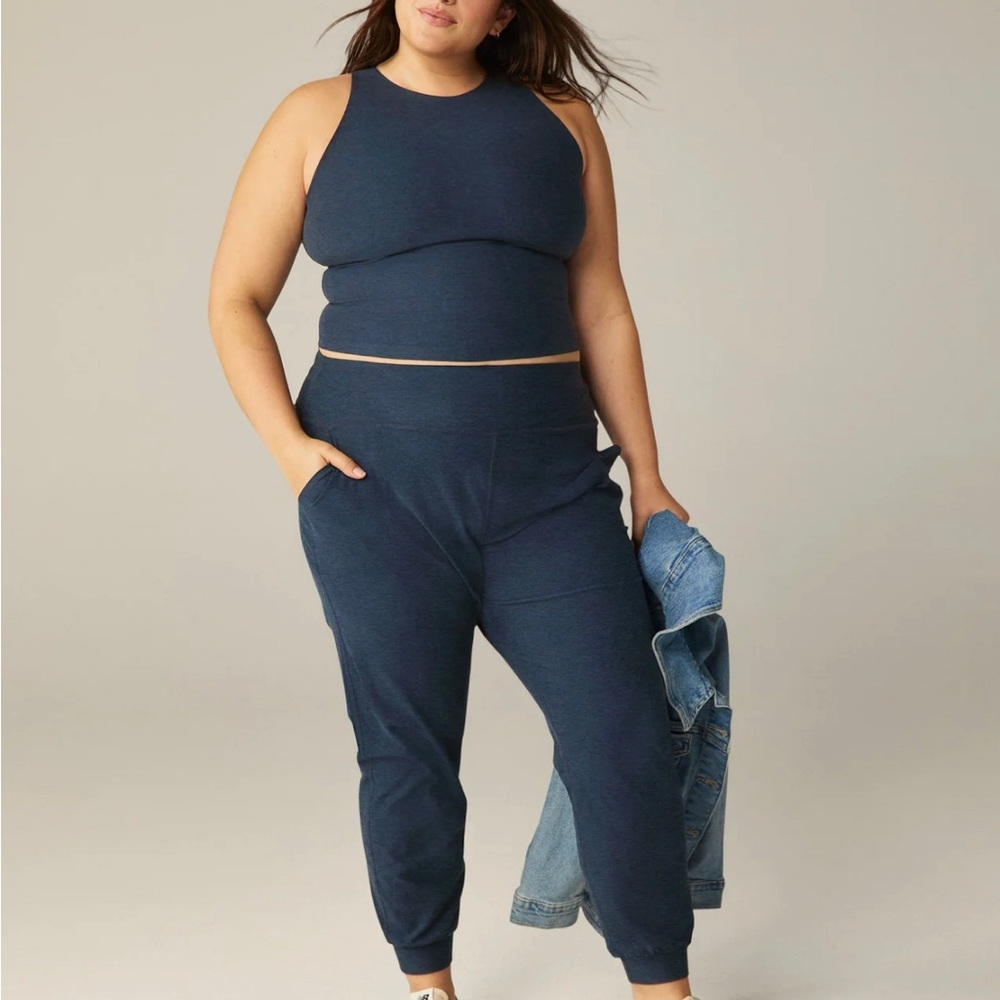 Beyond Yoga Spacedye Navy Joggers NWT